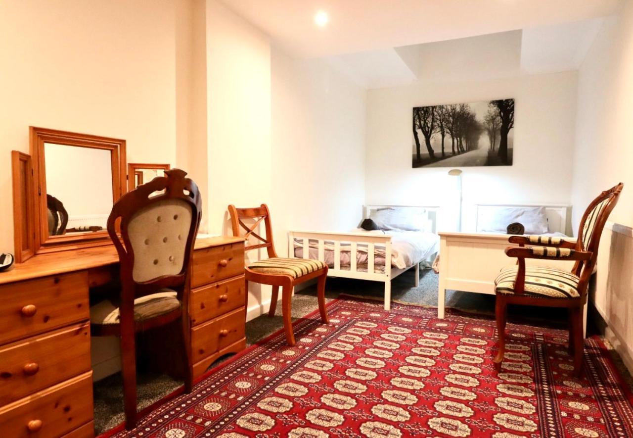 Twin Earls Court Central - Shared Homestay